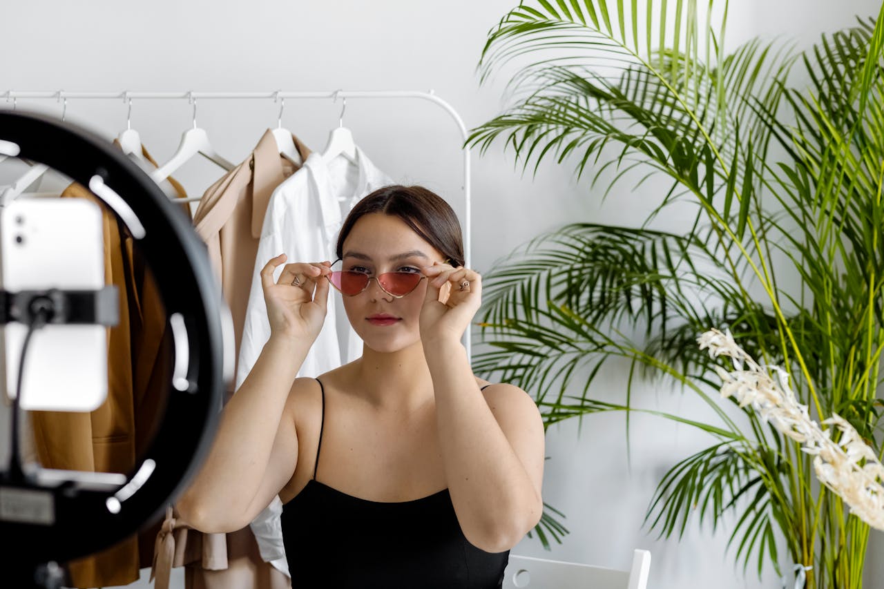 4 Ways To Build A Strong Personal Brand On Instagram